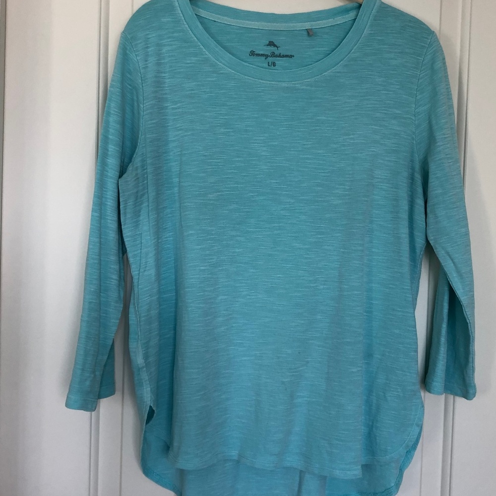 Tommy Bahama - size large - 3/4 length cotton top